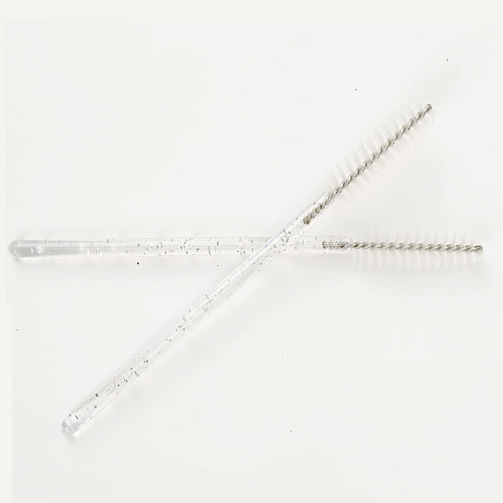 i-Laesh crystal handle detail adds a luxe sparkle to your routine.