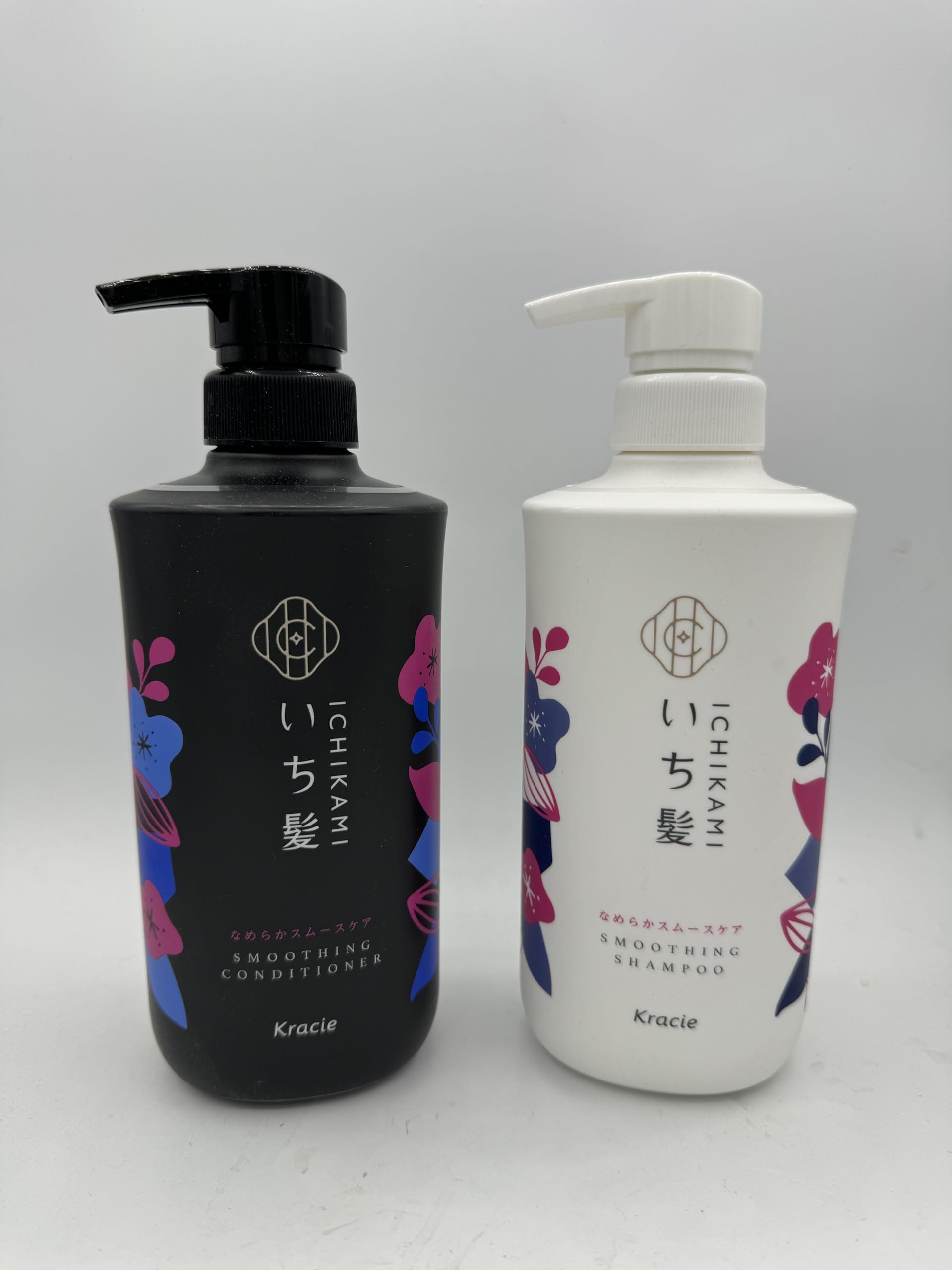 Ichikami Smooth Conditioner bottle for conditioning and frizz control.