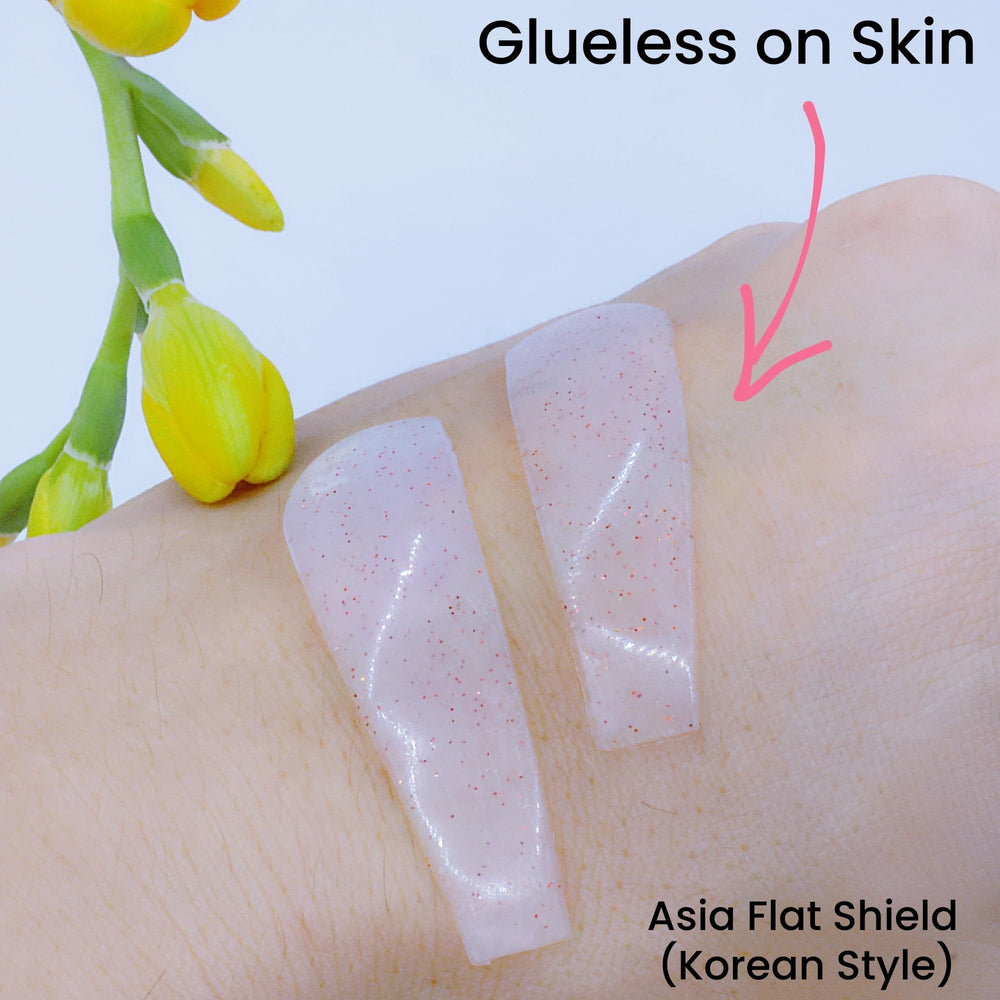 ICONSIAM hooded-eye friendly pad fits monolids for consistency