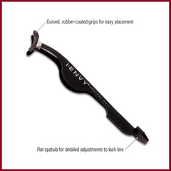 iENVY Kiss curved rubber grips offer secure handling and control.