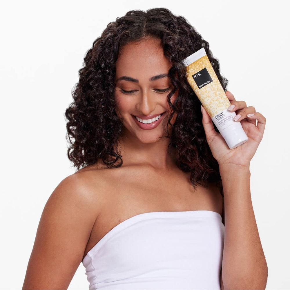 IGK Mistress Balsamo, textura ligera que hidrata sin pesadez en el cabello