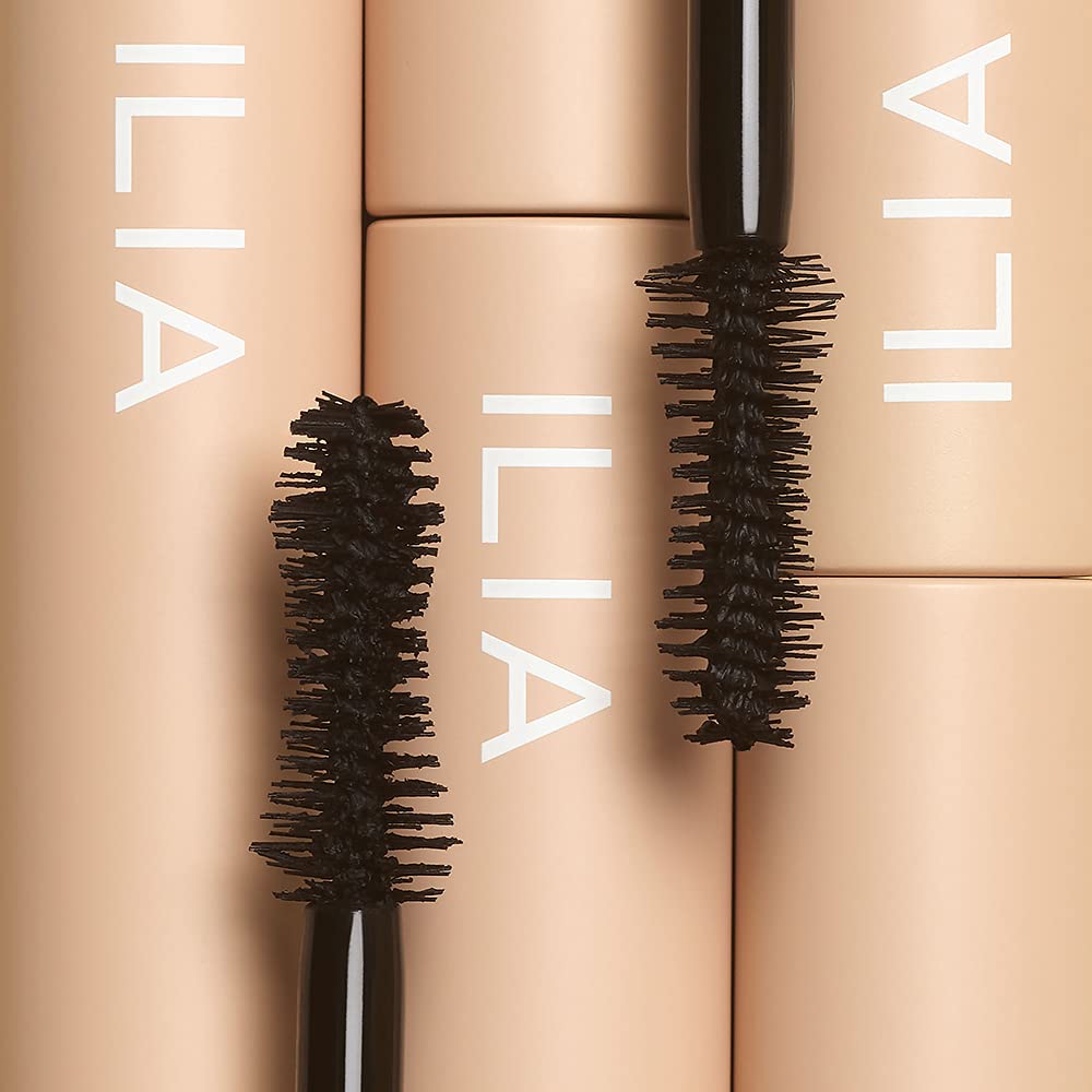 Sensitive eyes demo with ILIA Mascara indicating safe wear
