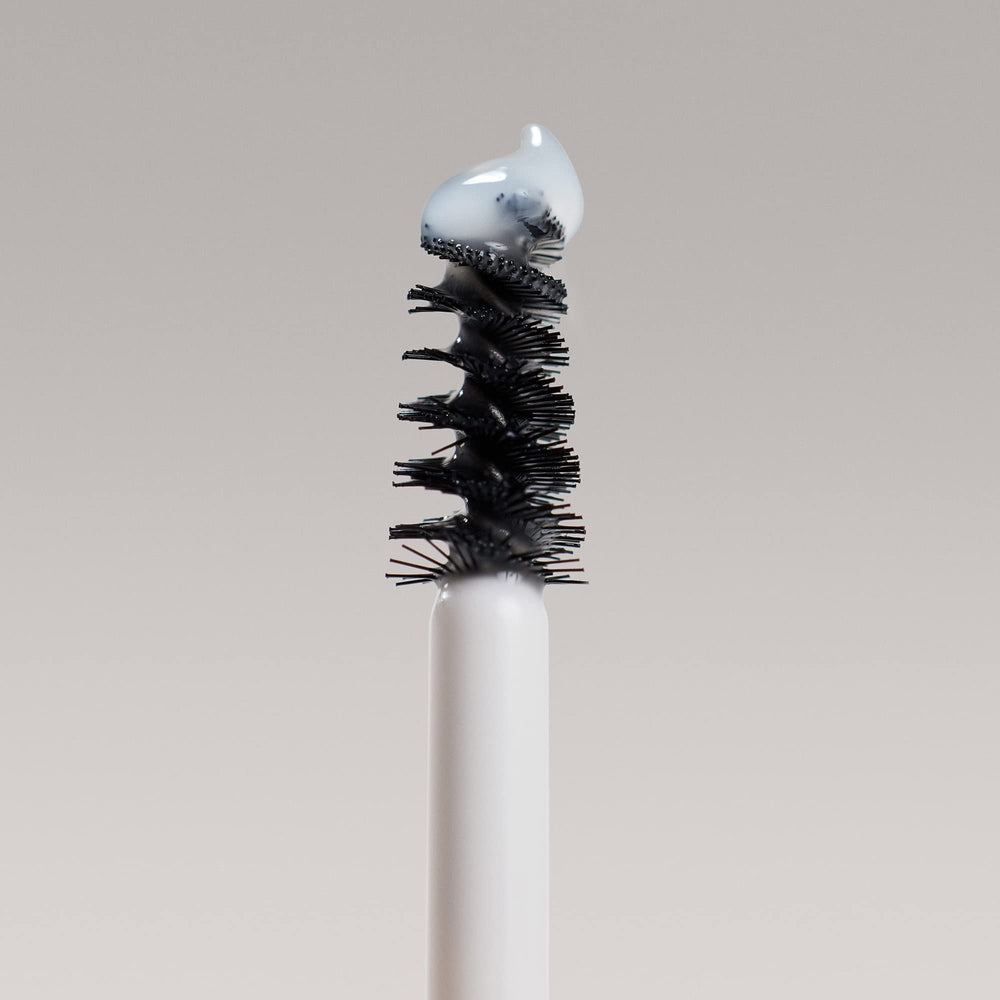 ILIA In Frame Brow Gel Long-Lasting Hold maintains brows throughout the day.