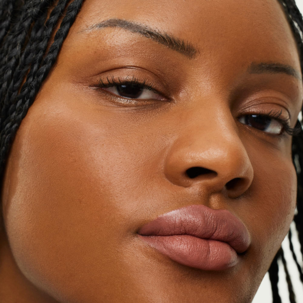 ILIA Lip Sketch Hydrating Crayon Rosehip nourish for softer, smoother lips