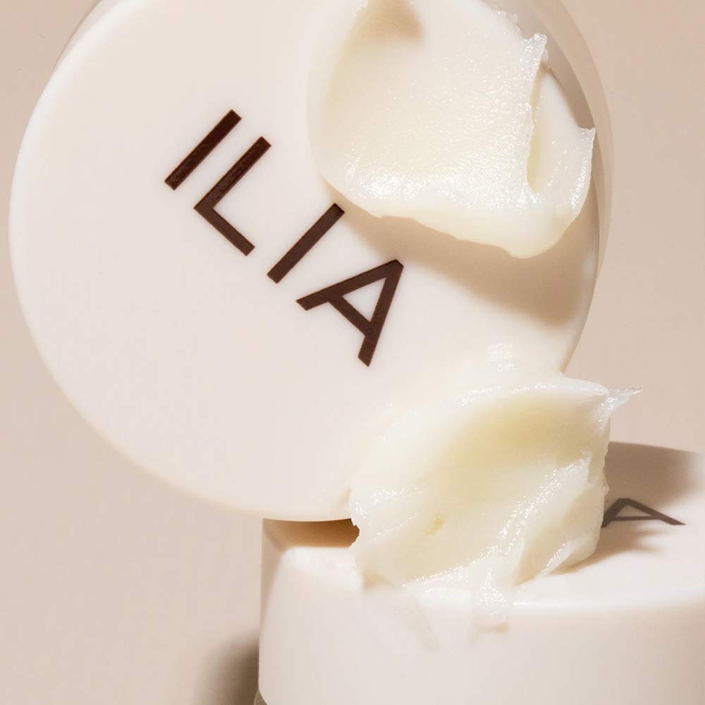 ILIA Lip Wrap compact size is ideal for on-the-go hydration.