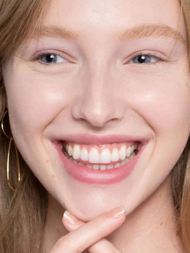 ILIA True Skin Serum Concealer vegan-label highlights ethical skincare choice.