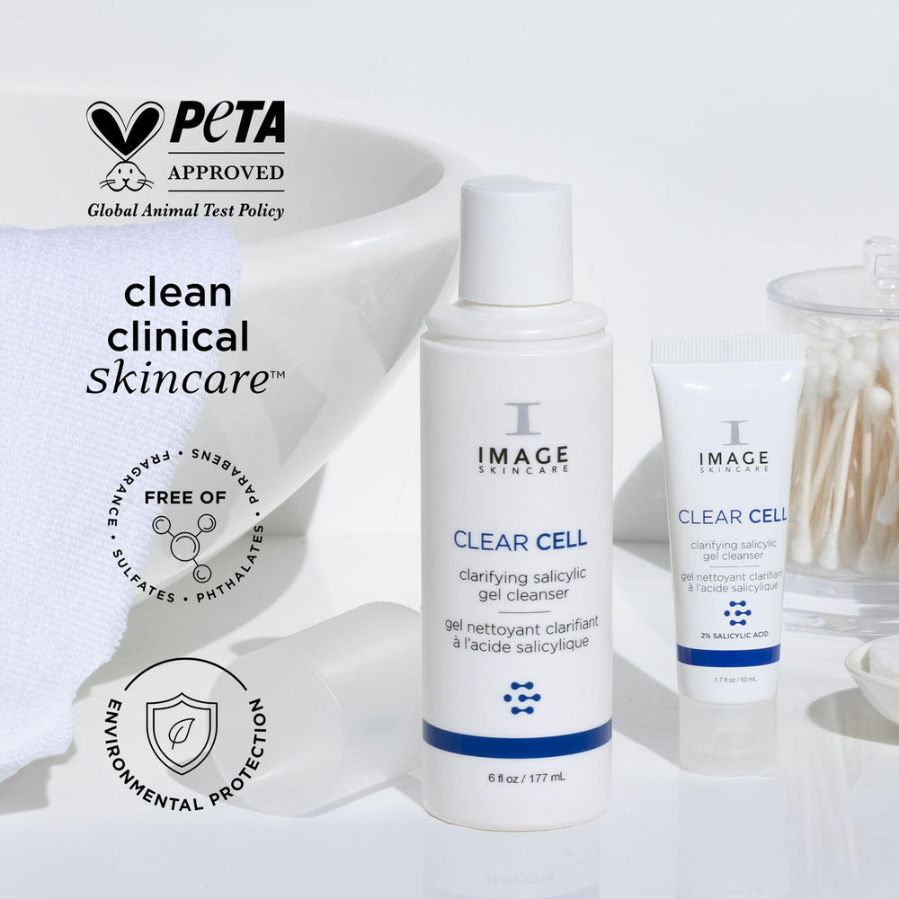 Piel fresca tras la limpieza con IMAGE Skincare Clear Cell Gel Limpiador.