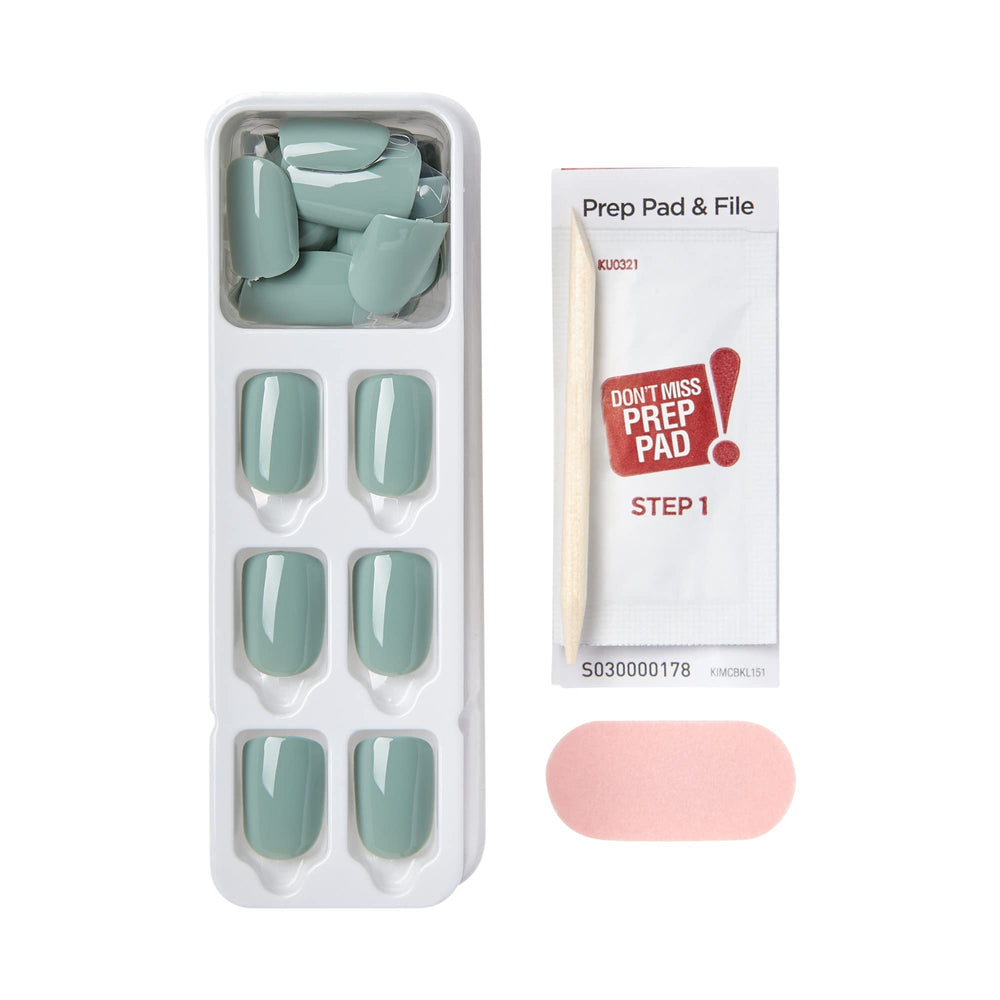 impress 30 nails in pack highlights a complete at-home manicure kit