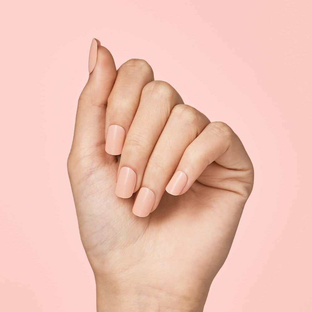 imPRESS Peevish Pink solid-color nails for versatile everyday wear.
