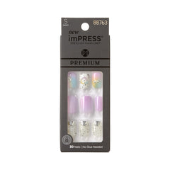 Uñas imPRESS Sweet Life con efecto aurora para un look deslumbrante y moderno.