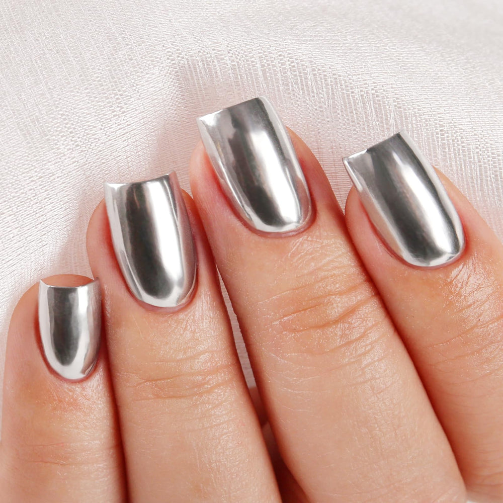 Imtiti metallic gel nail polish delivers a mirror-silver finish with salon-quality shine.