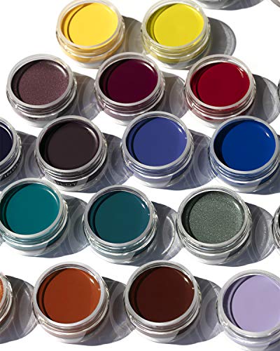 Ideal para delineados finos o gráficos audaces con Inglot AMC.