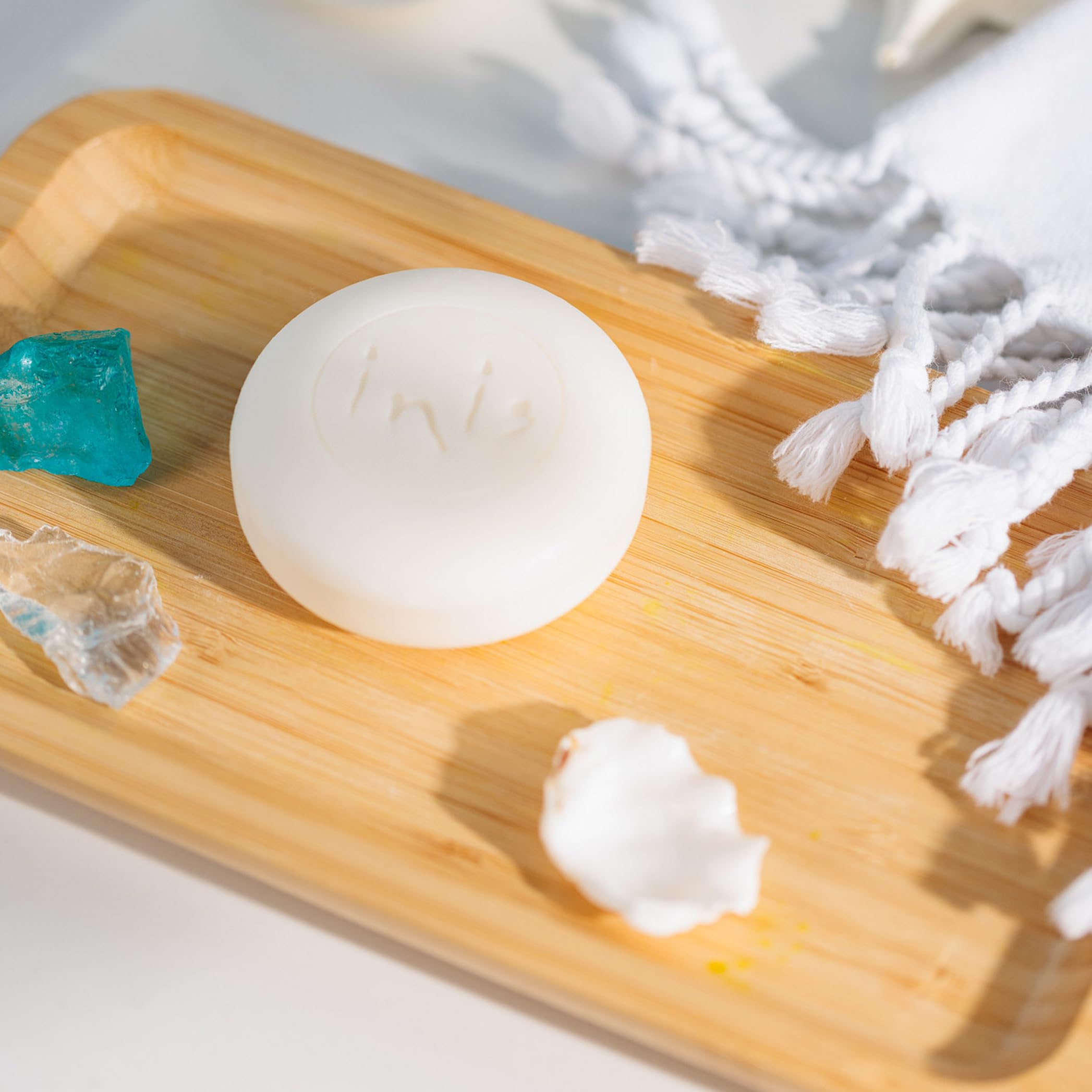 Inis seaweed extract benefit hints at nutrient-rich formula for daily nourishment.