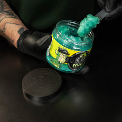 Close-up of the Mutant Serum bottle cap for precise application.