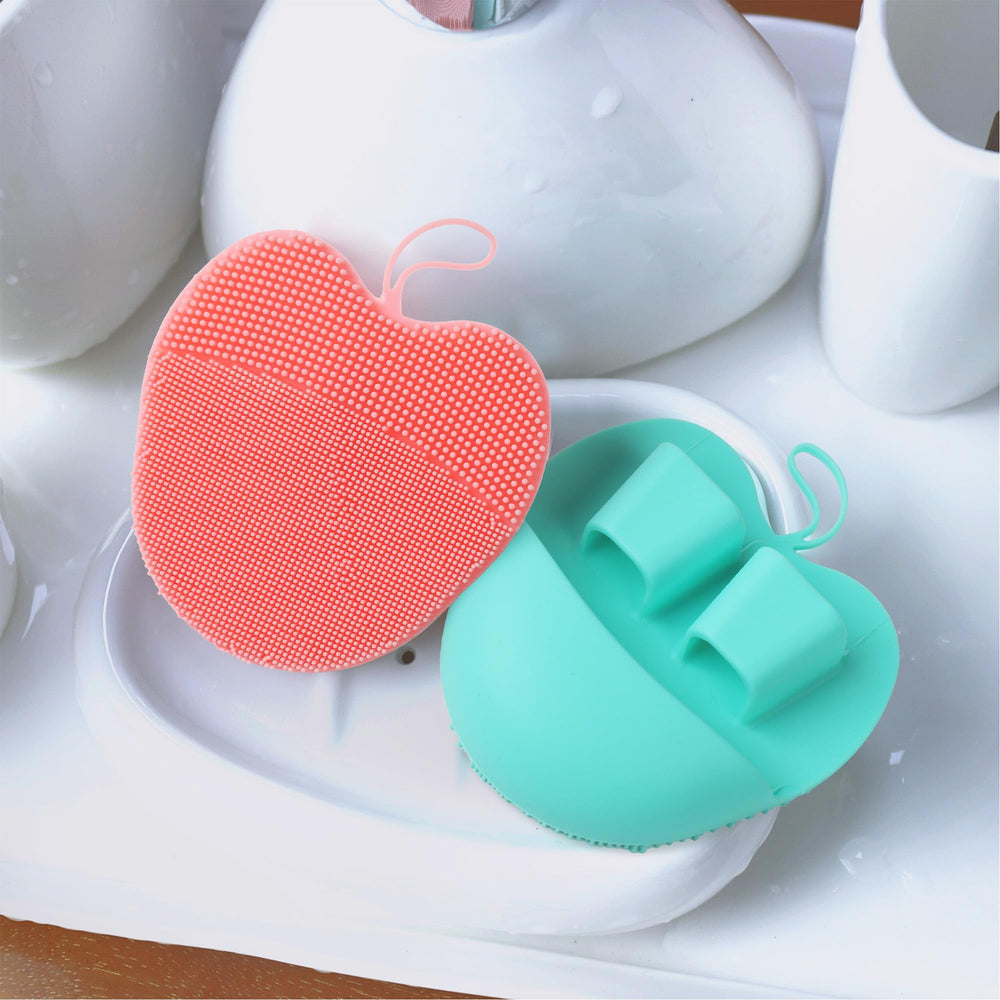 INNERNEED durable, non-porous silicone stays hygienic and easy to rinse.