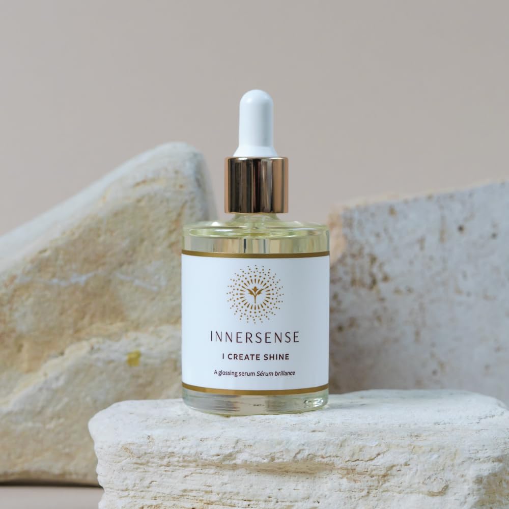 INNERSENSE Create Shine lifestyle scene shows hair with natural glow.