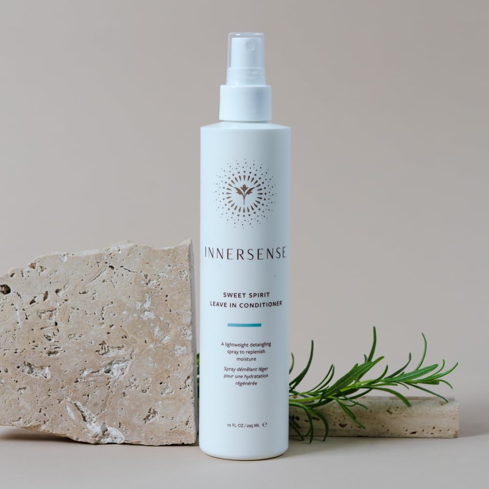 INNERSENSE Sweet Spirit Leave-In Moisture Test shows visible softness on damp strands.