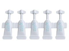 Instantly Ageless crema ojos aplicación: ayuda a suavizar ojeras y bolsas.