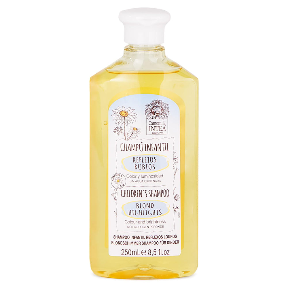 Intea Camomila Kids Shampoo: botella clara para dosificar y aplicar fácilmente.