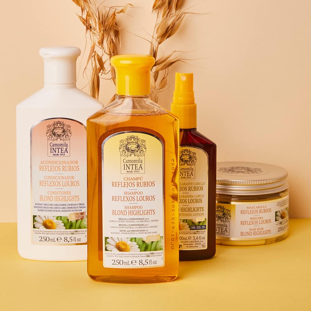 El cabello natural o teñido se beneficia del uso diario de Intea Chamomile Shampoo.
