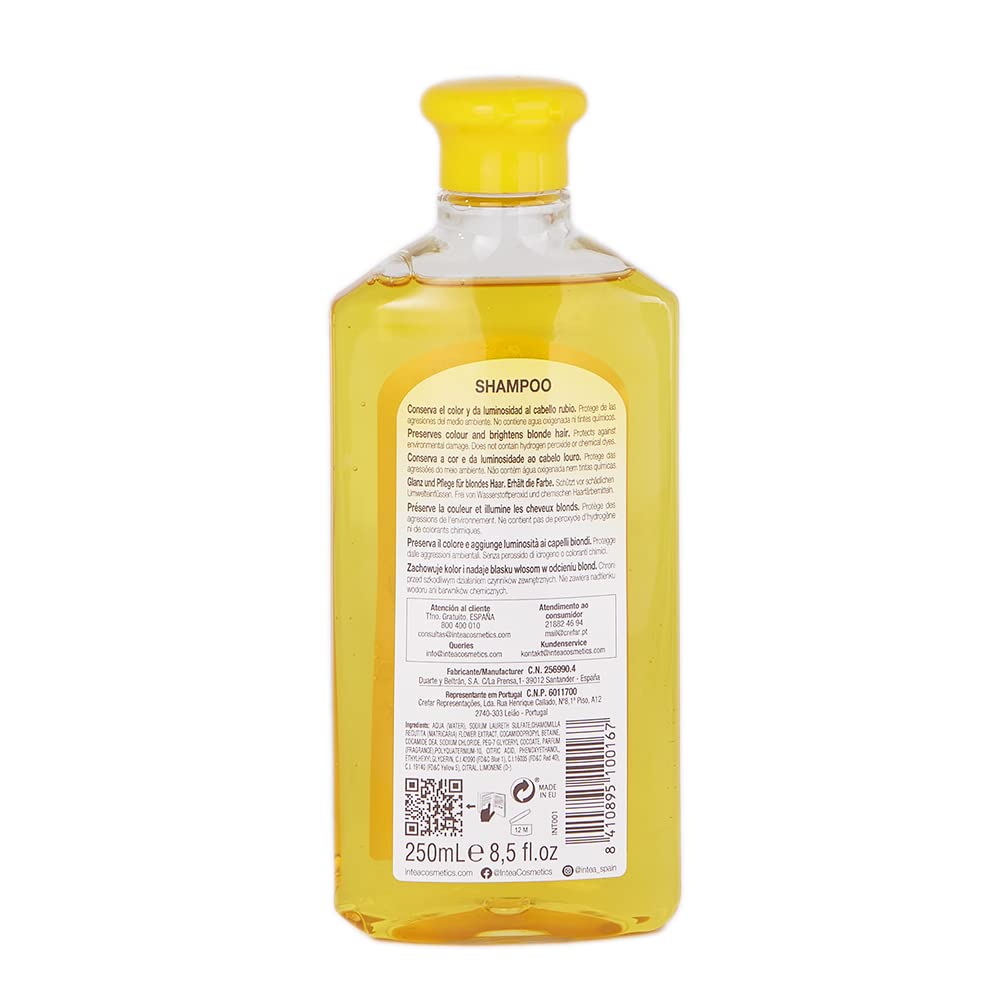 Cabello rubio brillante gracias a Intea Chamomile Shampoo y su extracto de manzanilla.