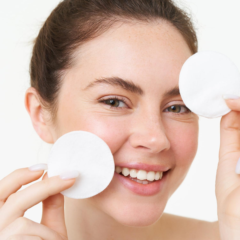 Textured side enhances cleansing on the skin surface.