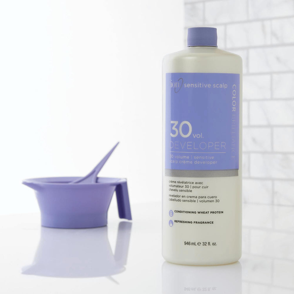 Ion Sensitive Scalp 30 Volume Creme Developer packaging highlights value and storage