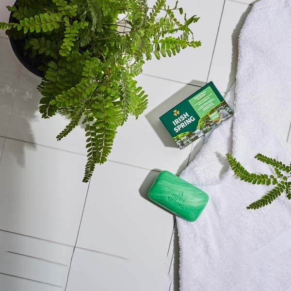 Irish Spring Original soap bar pack image 3 ready-to-use bars for morning routines
