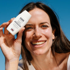 Close-up of ISDIN Eryfotona Ageless with zinc oxide for mineral coverage