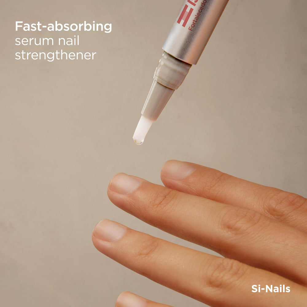 ISDIN Si-Nails serum application demonstrates precise coverage for brittle nails.