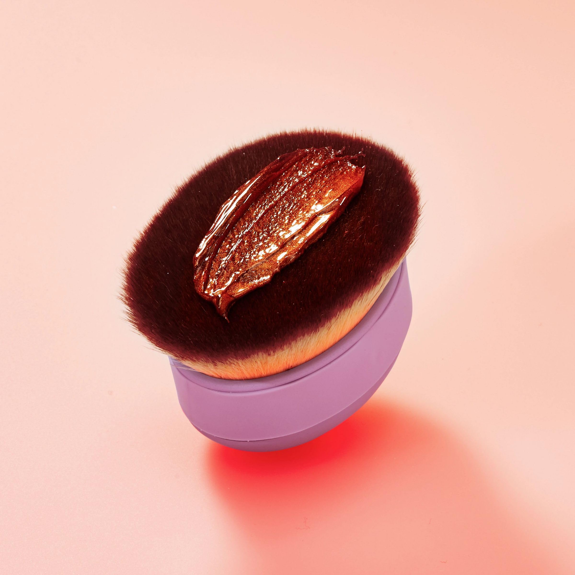 Isle of Paradise Shape and Glow brush is easy to clean after use