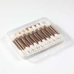 IS'MINE double-sided eyeshadow brush for clean color separation and versatility.