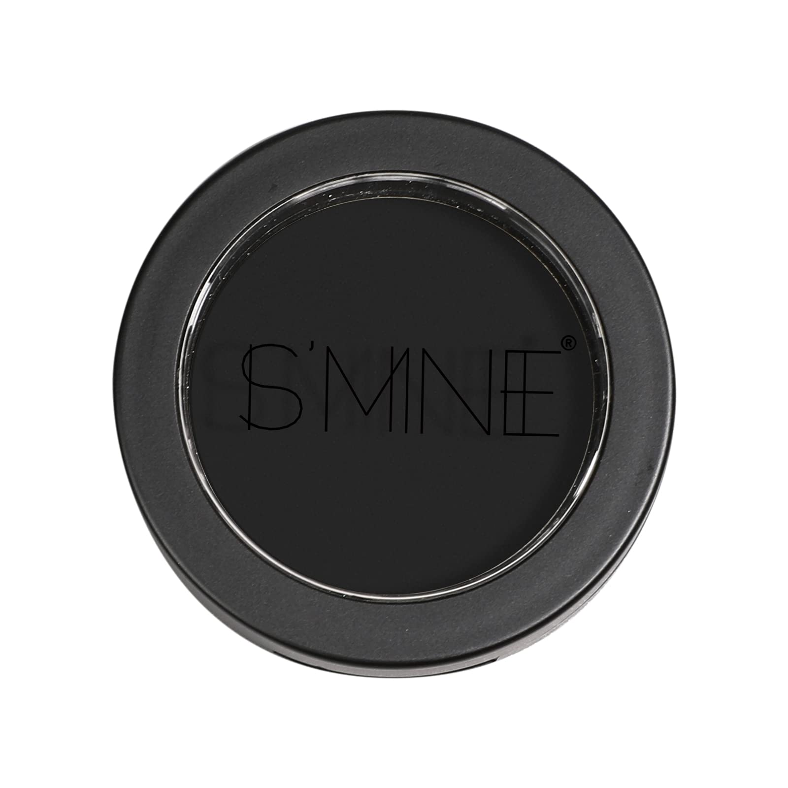 Texture detail of IS'MINE black matte shadow reveals a smooth, blendable formula.
