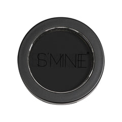 Texture detail of IS'MINE black matte shadow reveals a smooth, blendable formula.