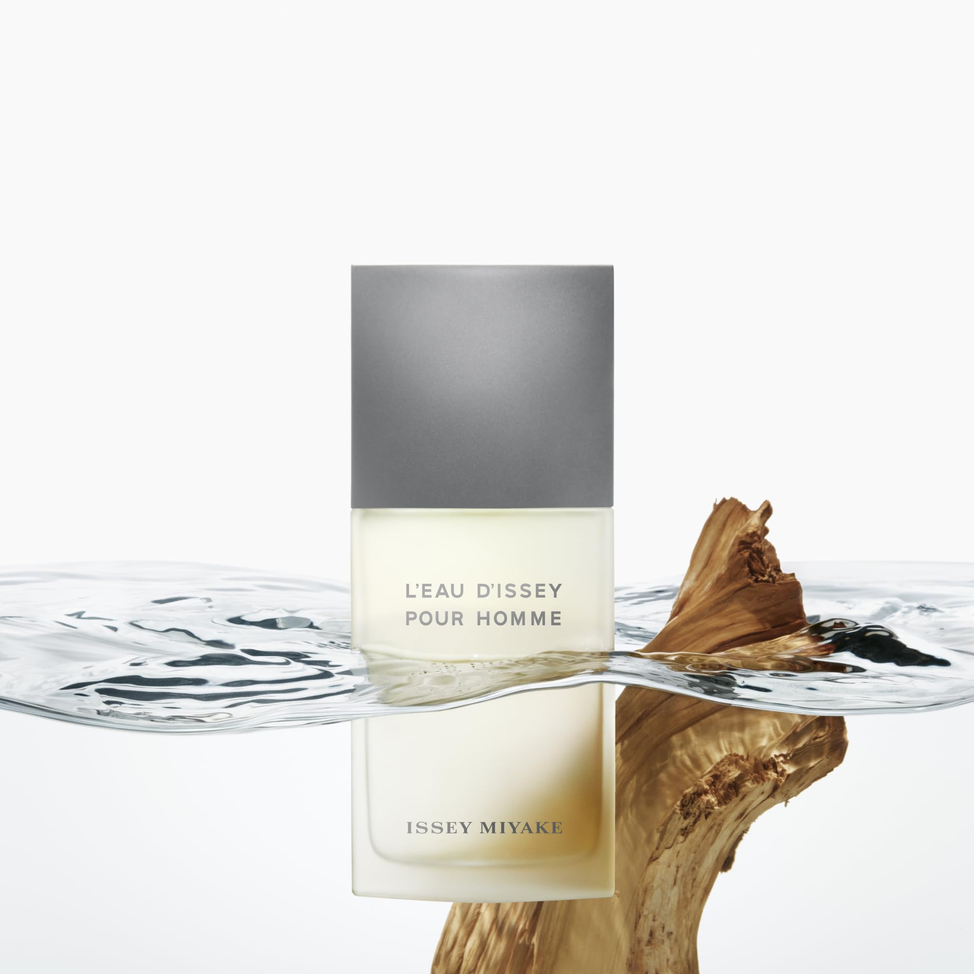 Issey Miyake L'Eau d'Issey Pour Homme deodorant note nutmeg adds subtle spice.