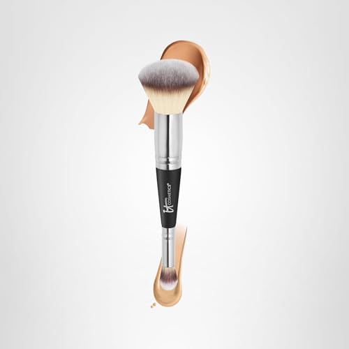 IT Cosmetics airbrush finish demonstration with the brush