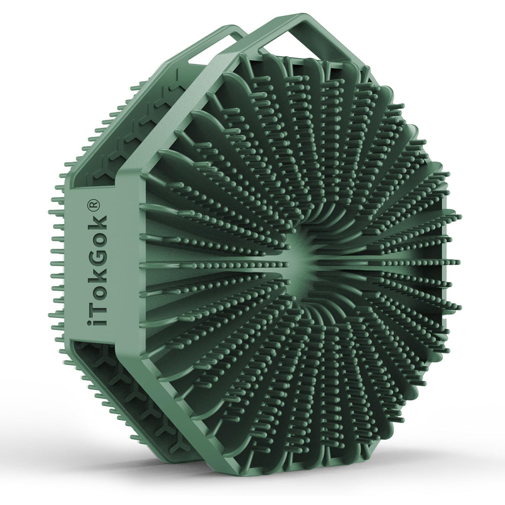 iTokGok cepillo corporal de silicona de doble lado para exfoliar y limpiar suavemente.