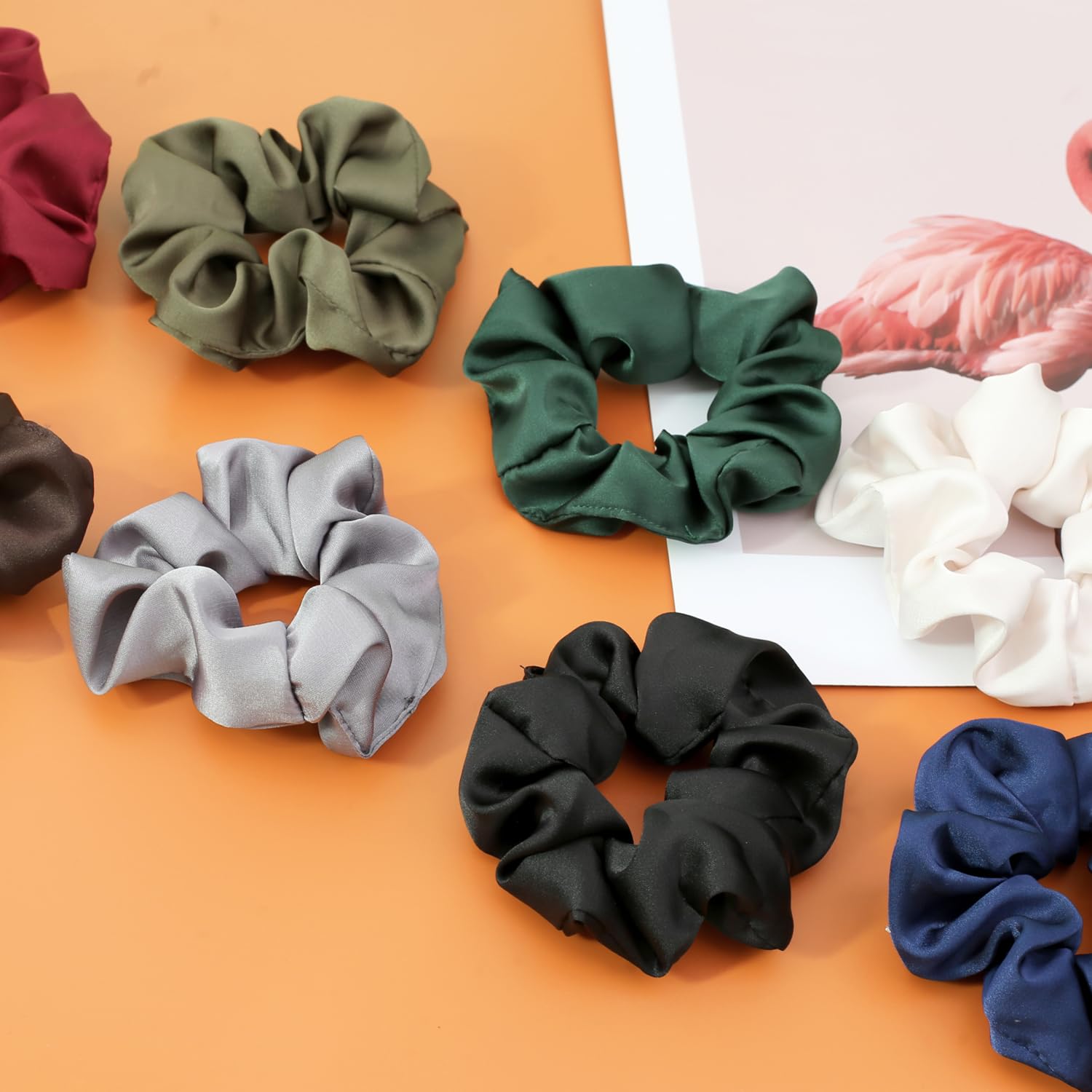 IVARYSS scrunchies seda suave con elasticidad, sujetan sin daño.