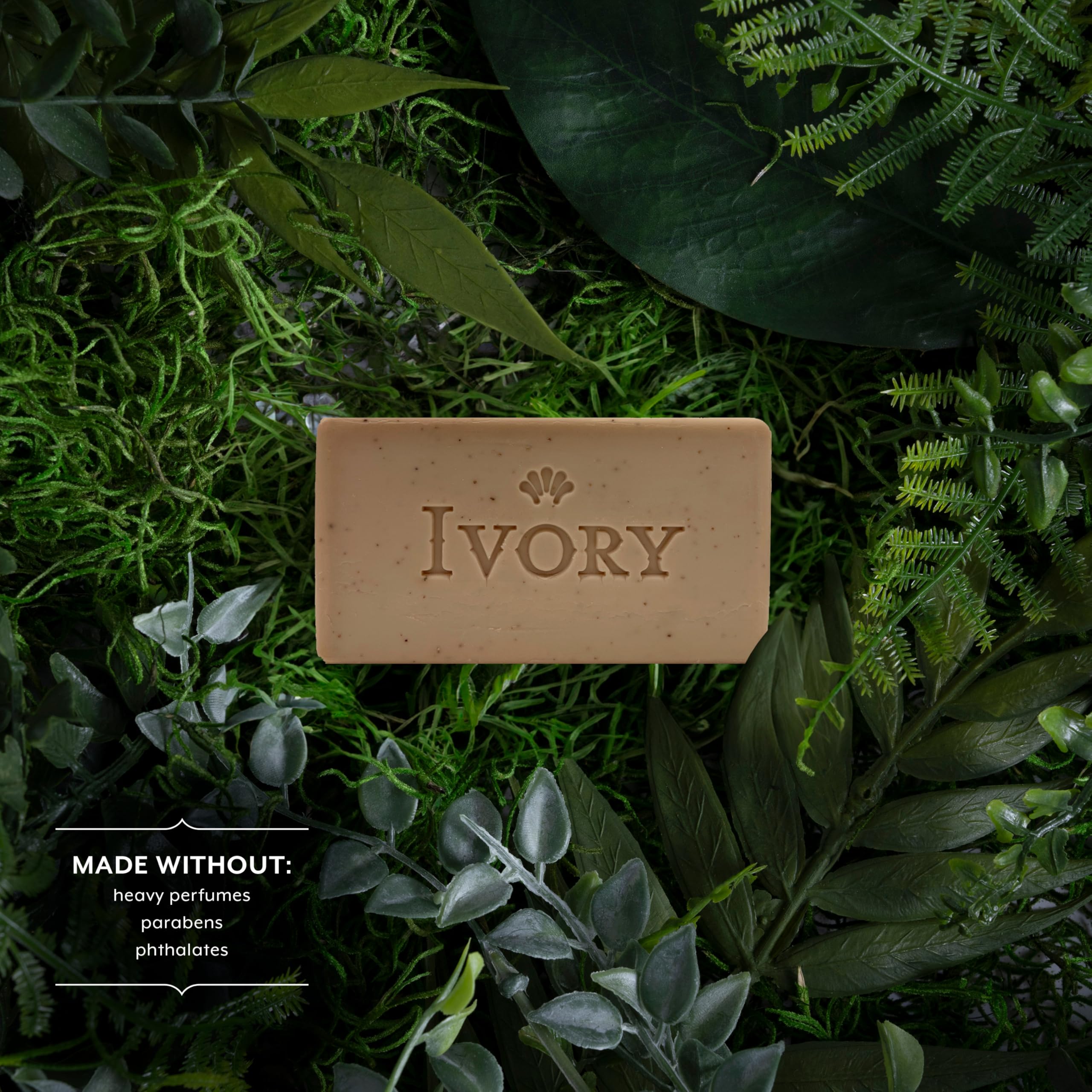 Ivory Barra exfoliante espuma cremosa de vainilla y avena para experiencia reconfortante.