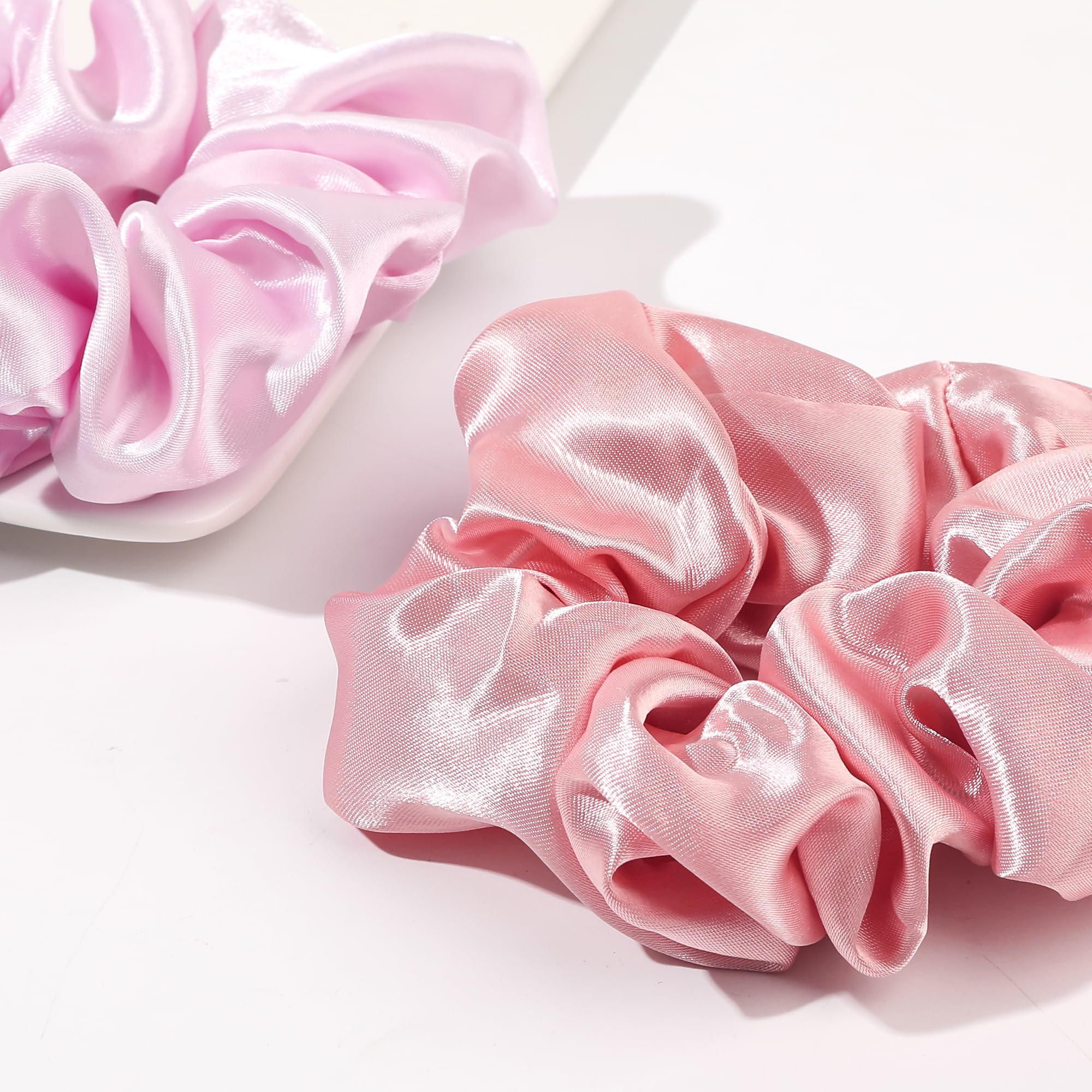 Ivyu thick hair-friendly scrunchie wrapped around a ponytail.