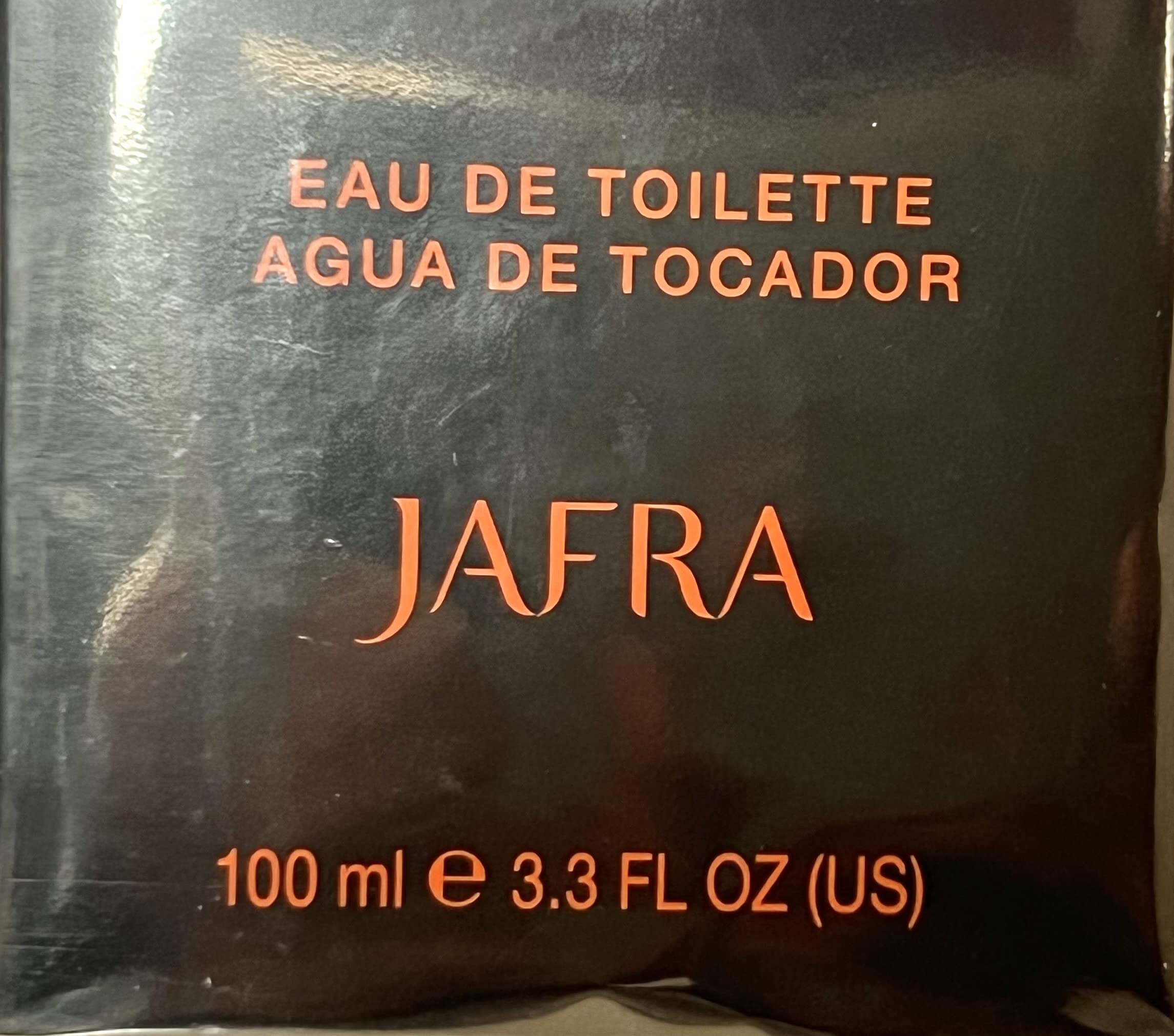 Jafra Legend for Men cap and logo close-up emphasizes brand polish.