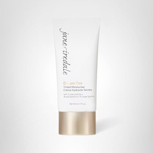 Jane Iredale Dream Tint compact highlights reef-safe mineral formula and sun protection