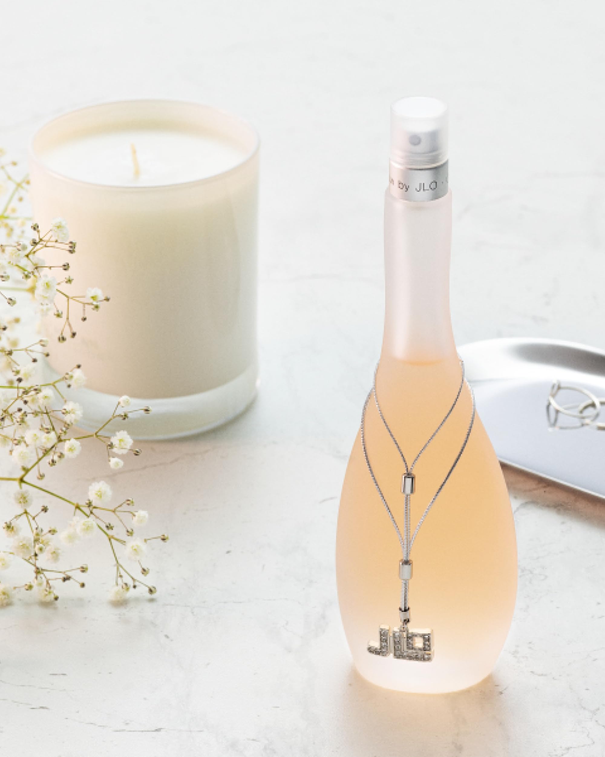 Jennifer Lopez Glow gift box, ready-to-gift presentation for special occasions