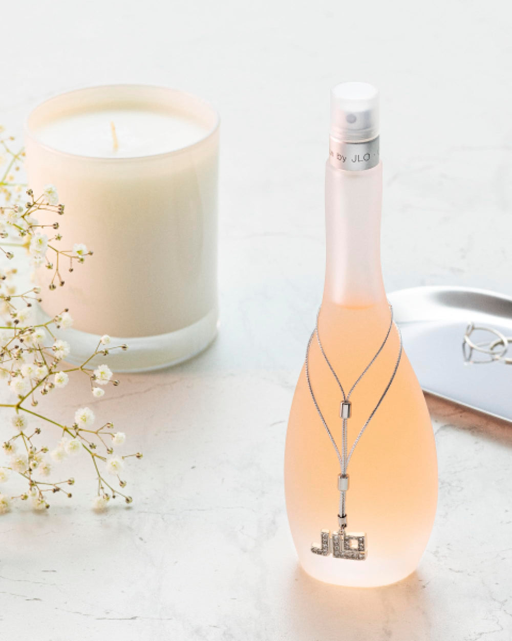 Jennifer Lopez Glow gift box, ready-to-gift presentation for special occasions