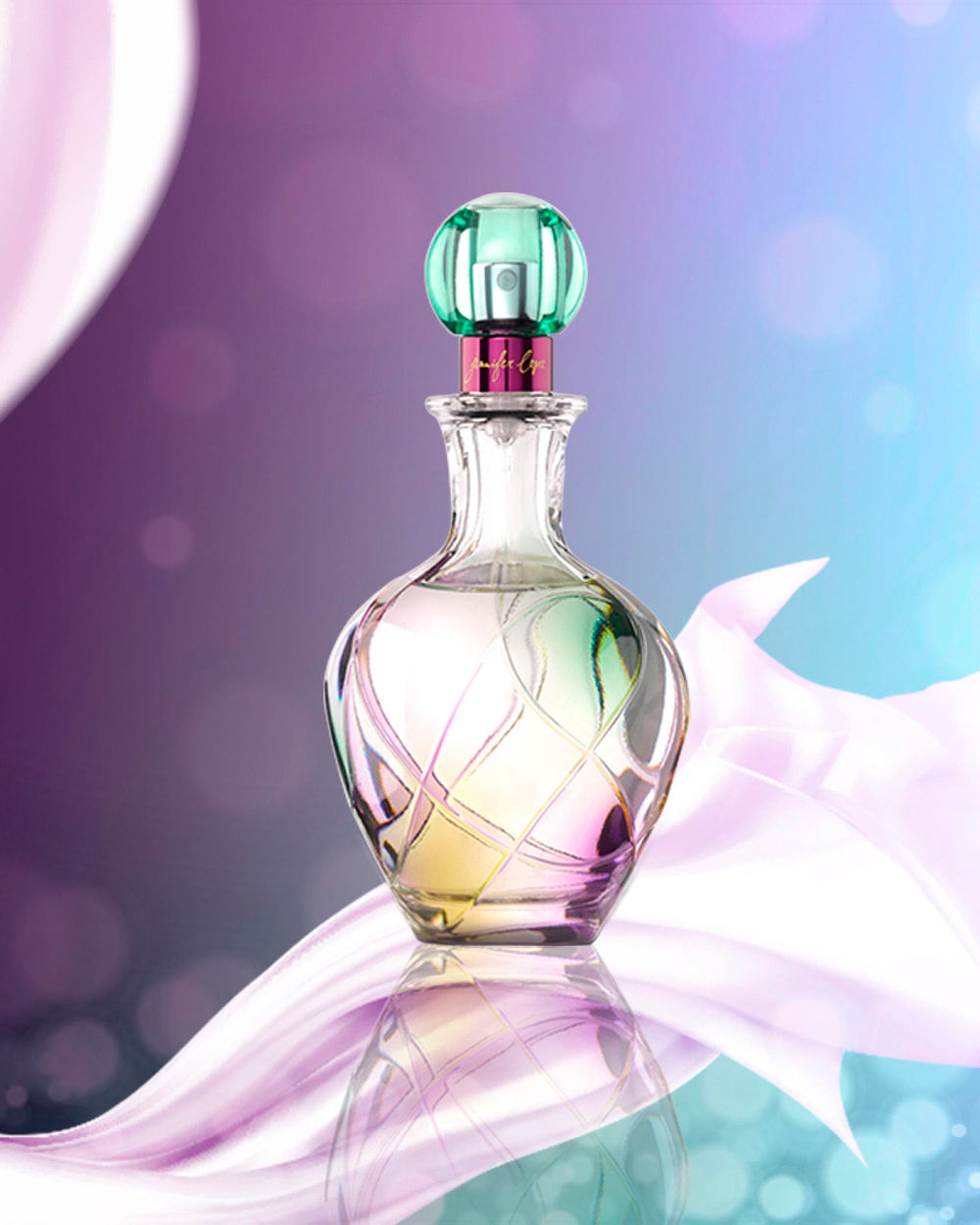 Jennifer Lopez Live spray action captures a soft mist ideal for daytime wear.