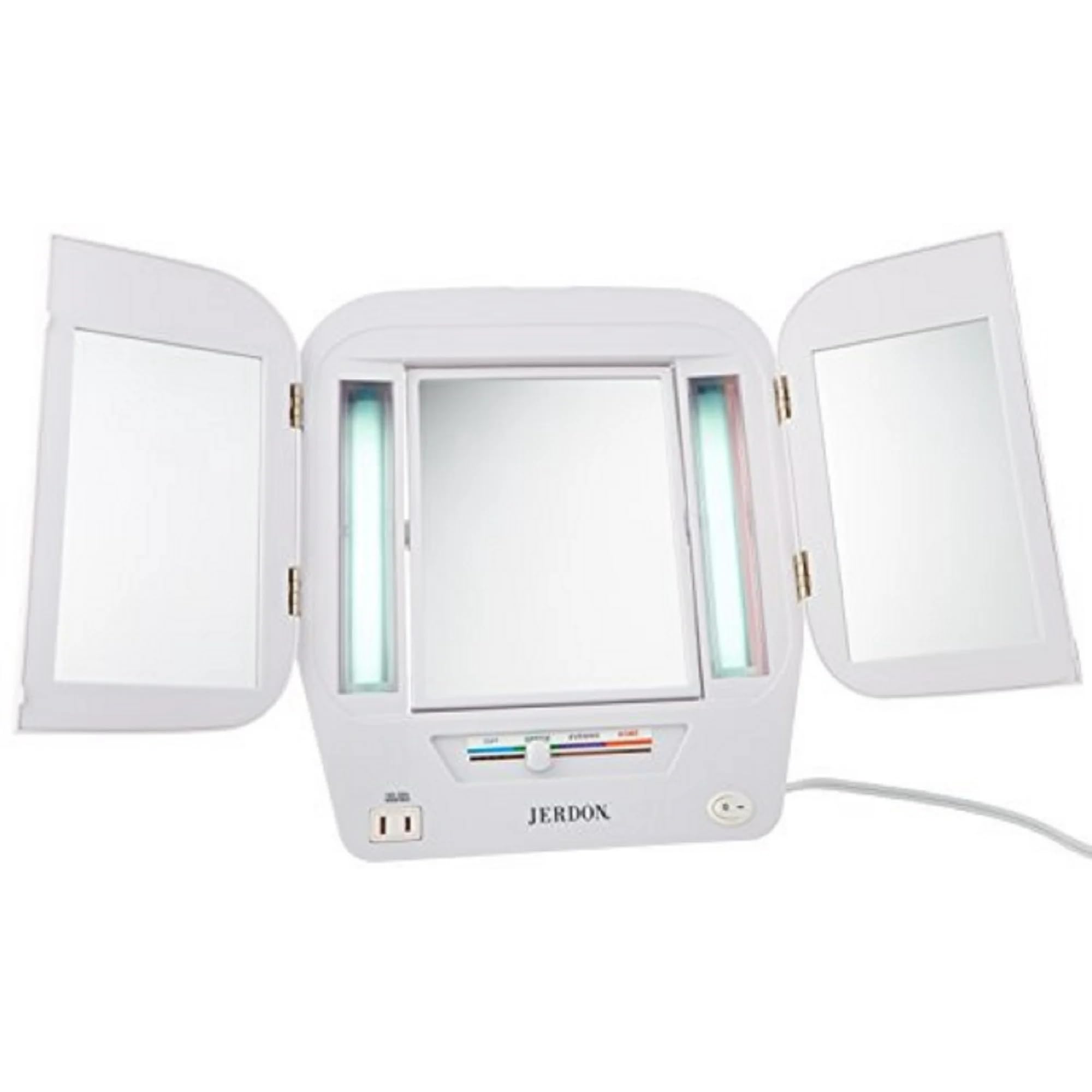 JERDON outer mirrors on a tri-fold design provide additional viewing angles.