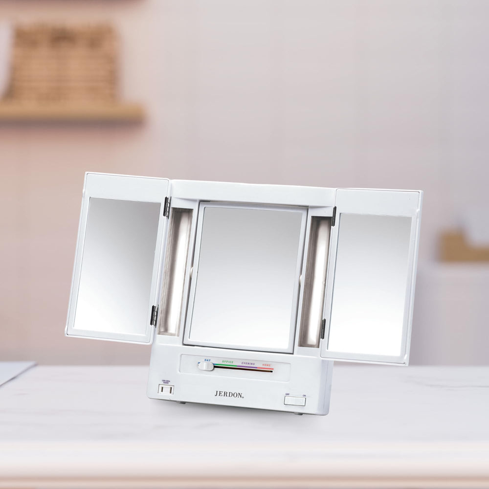 JERDON makeup mirror on desk for daily routine