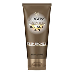 Jergens bronceador instantáneo en botella para color natural.