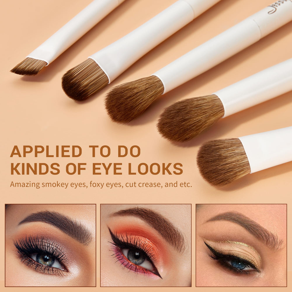 Jessup eyeshadow brush provides precise color payoff and blending