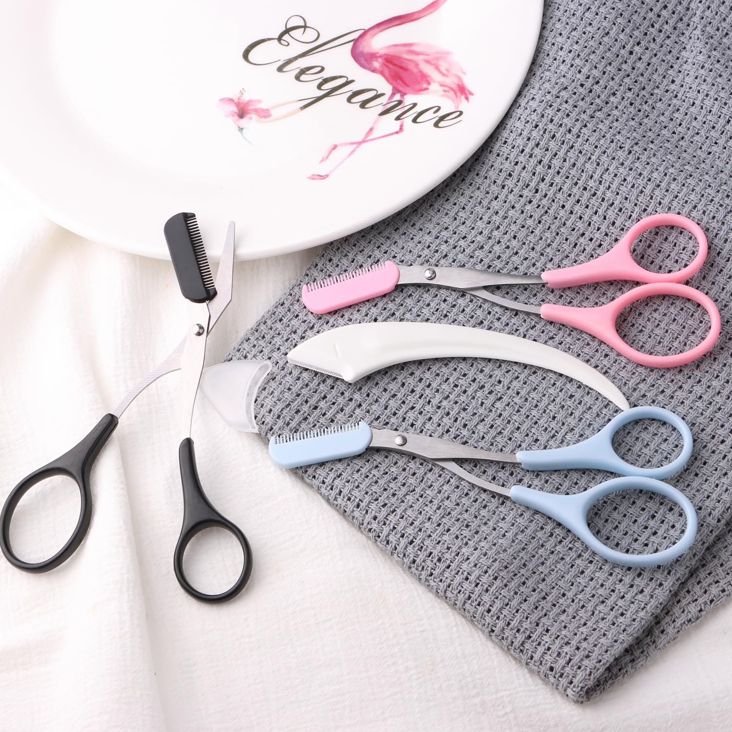 JIAKAI compact design ideal for travel and touch-ups